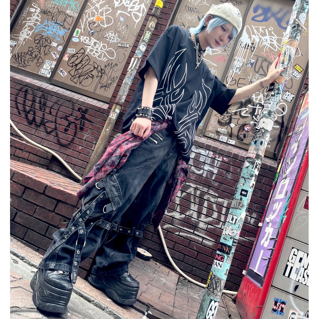 Na+H ハトメベルトハーフパンツ ボンテージ Na+H ハトメベルトハーフパンツ ボンテージ Na+H ハトメベルト