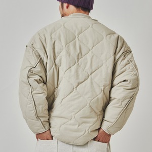 ダイヤキルト ボリュームノーカラーブルゾン K5543