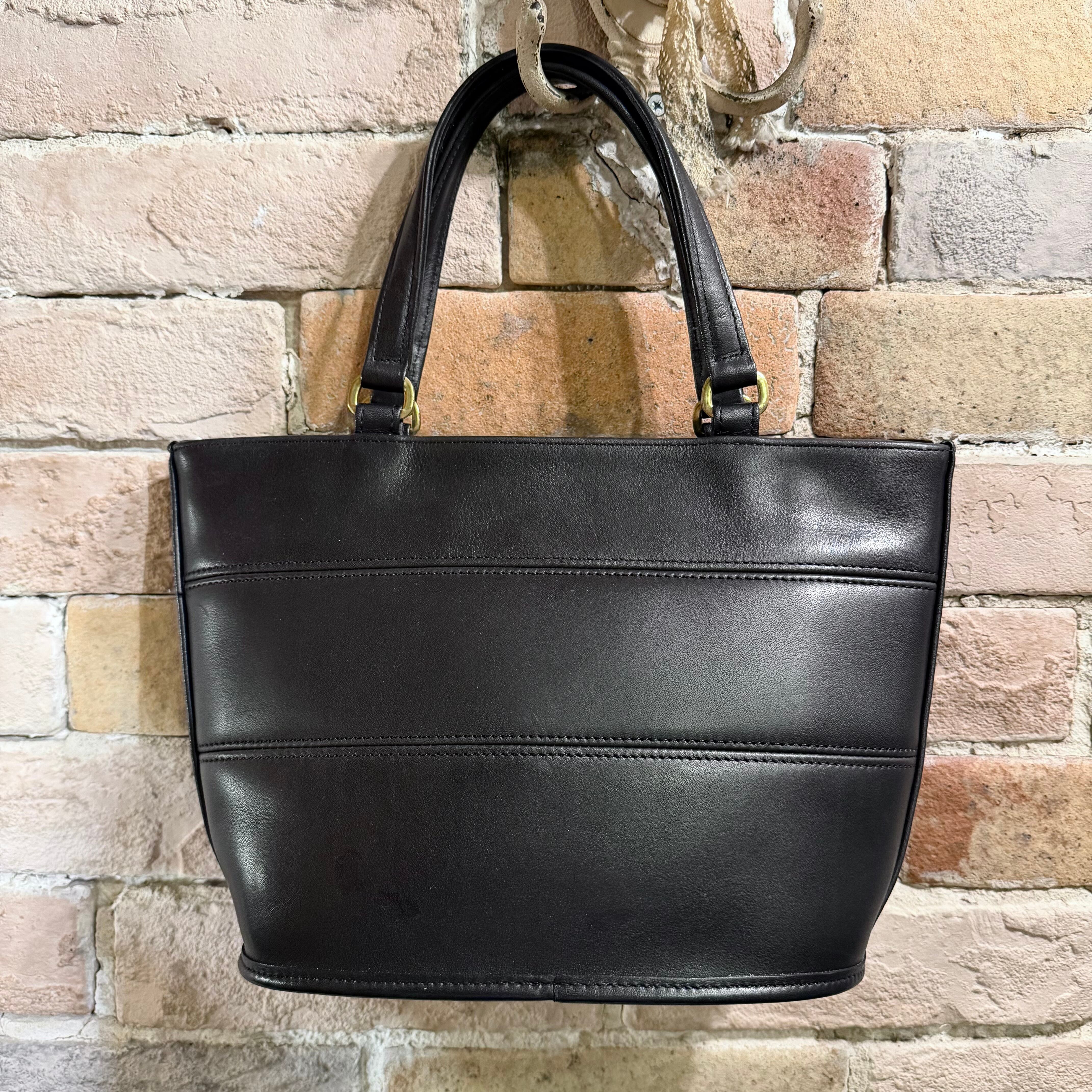 old coach “leather totebag” black USA製 オールドコーチ トート