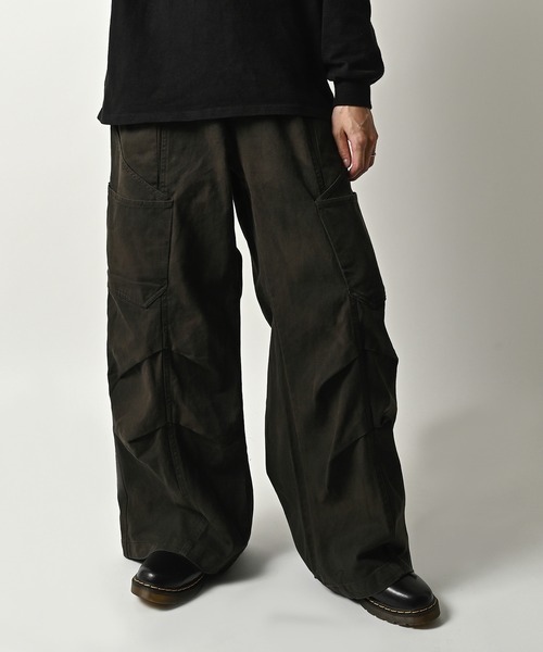 many men many mind Vintage-processed cotton twill pleated pants (BLK) M2528050