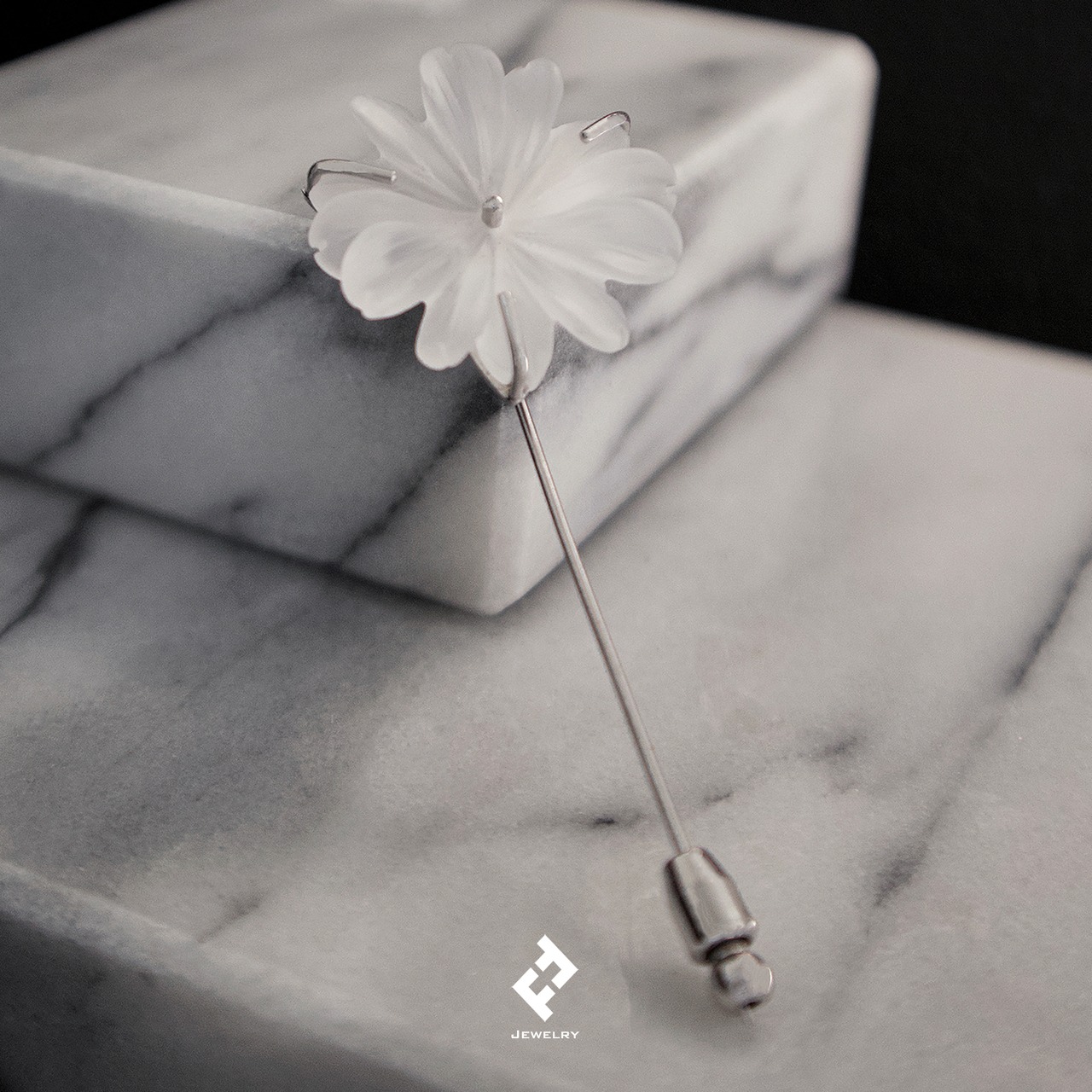+flores・ピンブローチ (+flor de cristal)