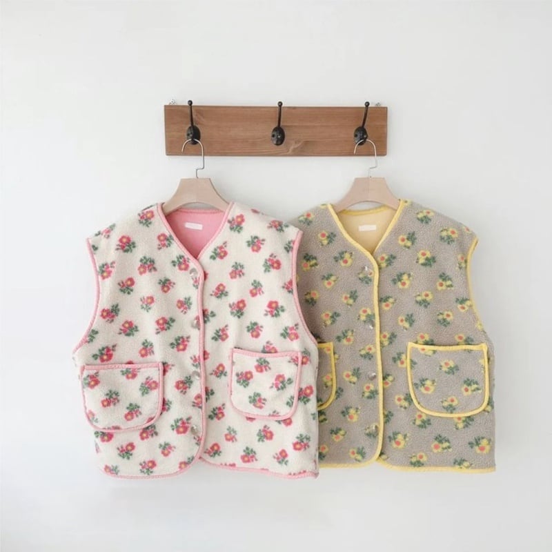 【BABY】韓国風 可愛い花柄ベスト