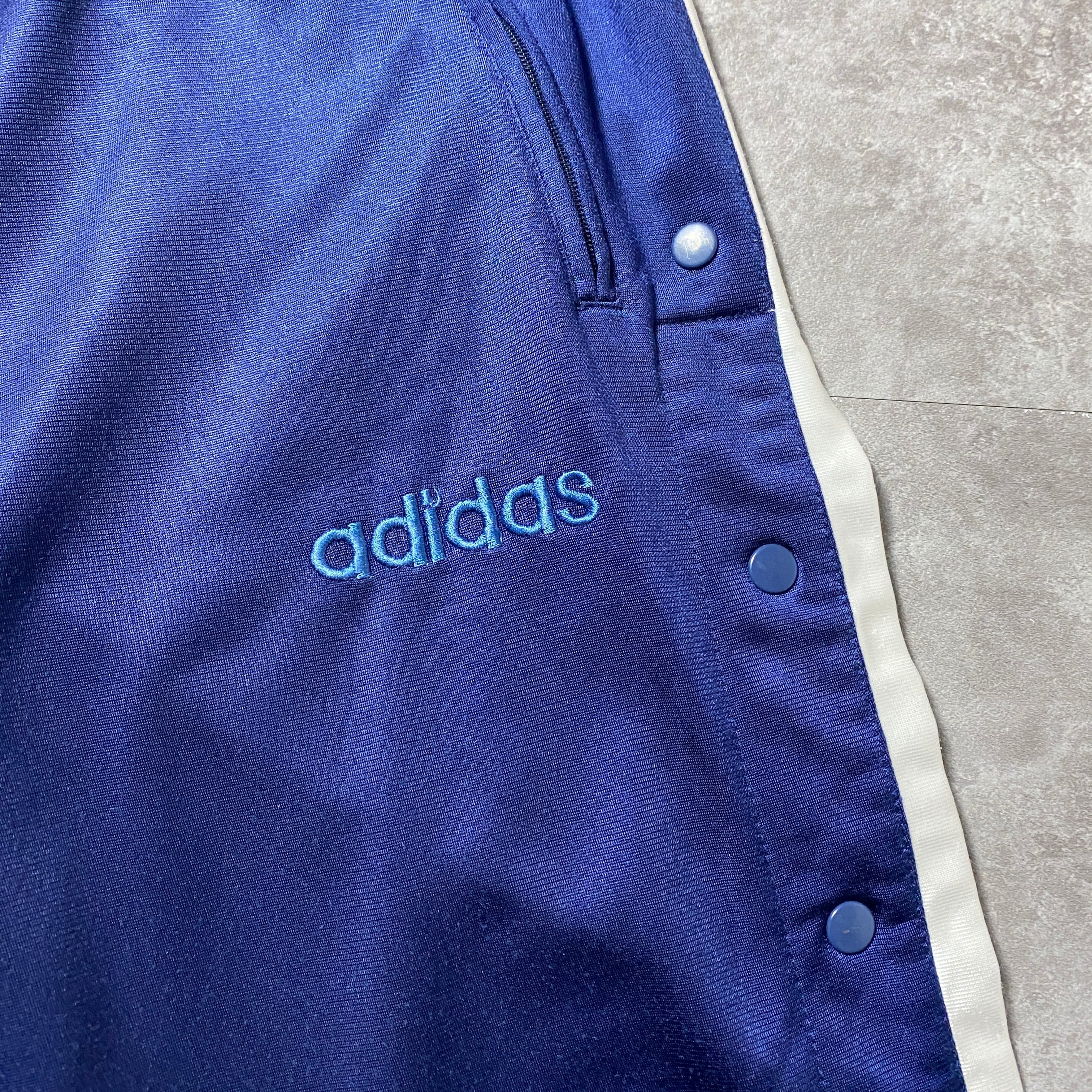 90's 00's adidas アディダス 刺繍文字ロゴ サイドスナップ ストライプ