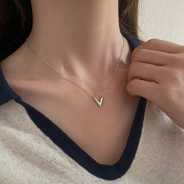 316L V necklace