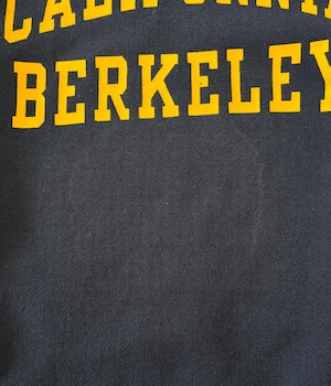 -Russell Athletic- Vintage 90s S CALIFORNIA BERKELEY Crew Neck Sweat