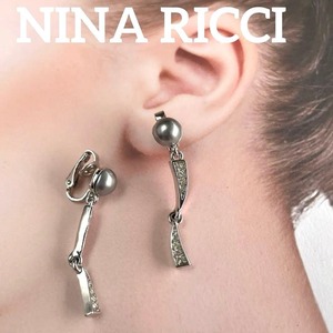 NINA RICCI イヤリング