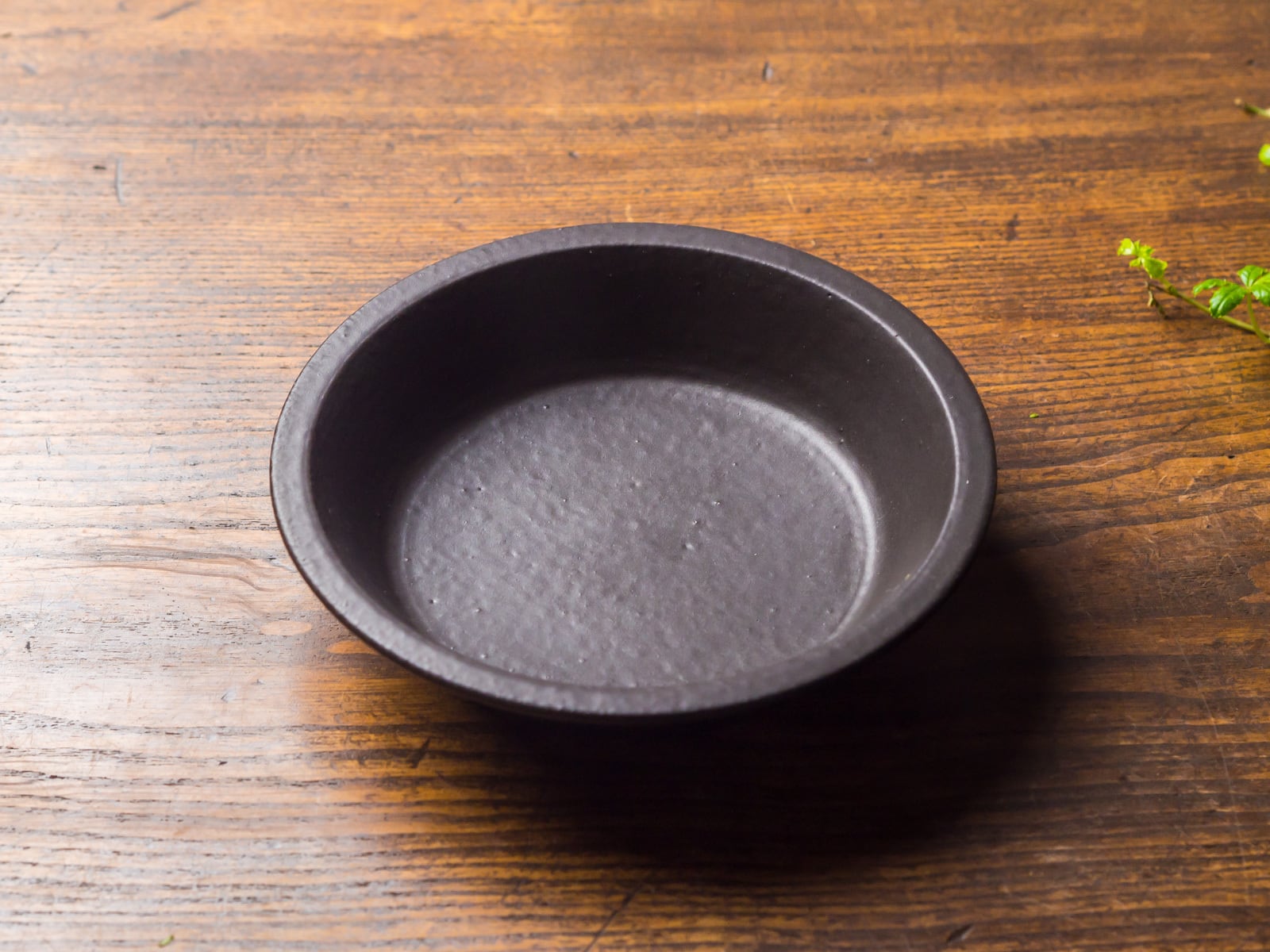 SHIROUMA 浅鉢 18cm 黒（スープ皿・グラタン皿・耐熱皿）／長谷川 哲也