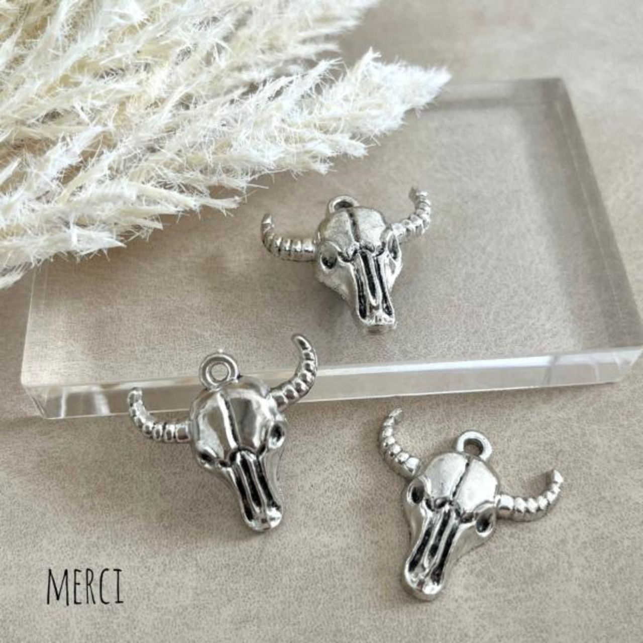 【2個】バッファローCチャーム