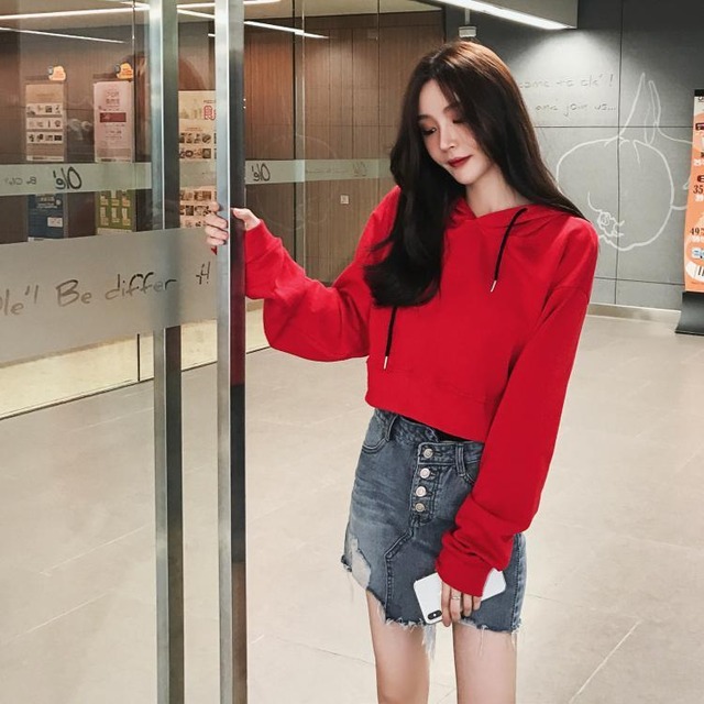 トレンド へそ出し服 へそ出しトップス へそ出しショートトップス へそ出しトップス韓国 トレンド ショート丈トップス ショート丈パーカー フード付きトレーナー レディース トップス へそ出し ショート丈 フード付き トレーナー パーカー プルオーバー 無地 シンプル