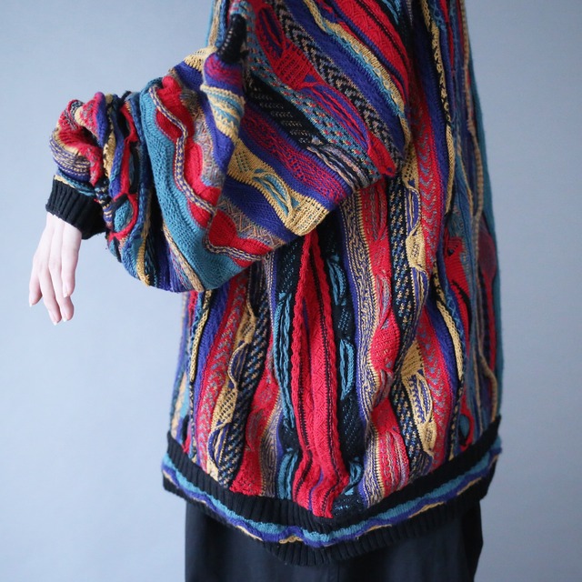 multi color crazy pattern loose silhouette 3D knit sweater