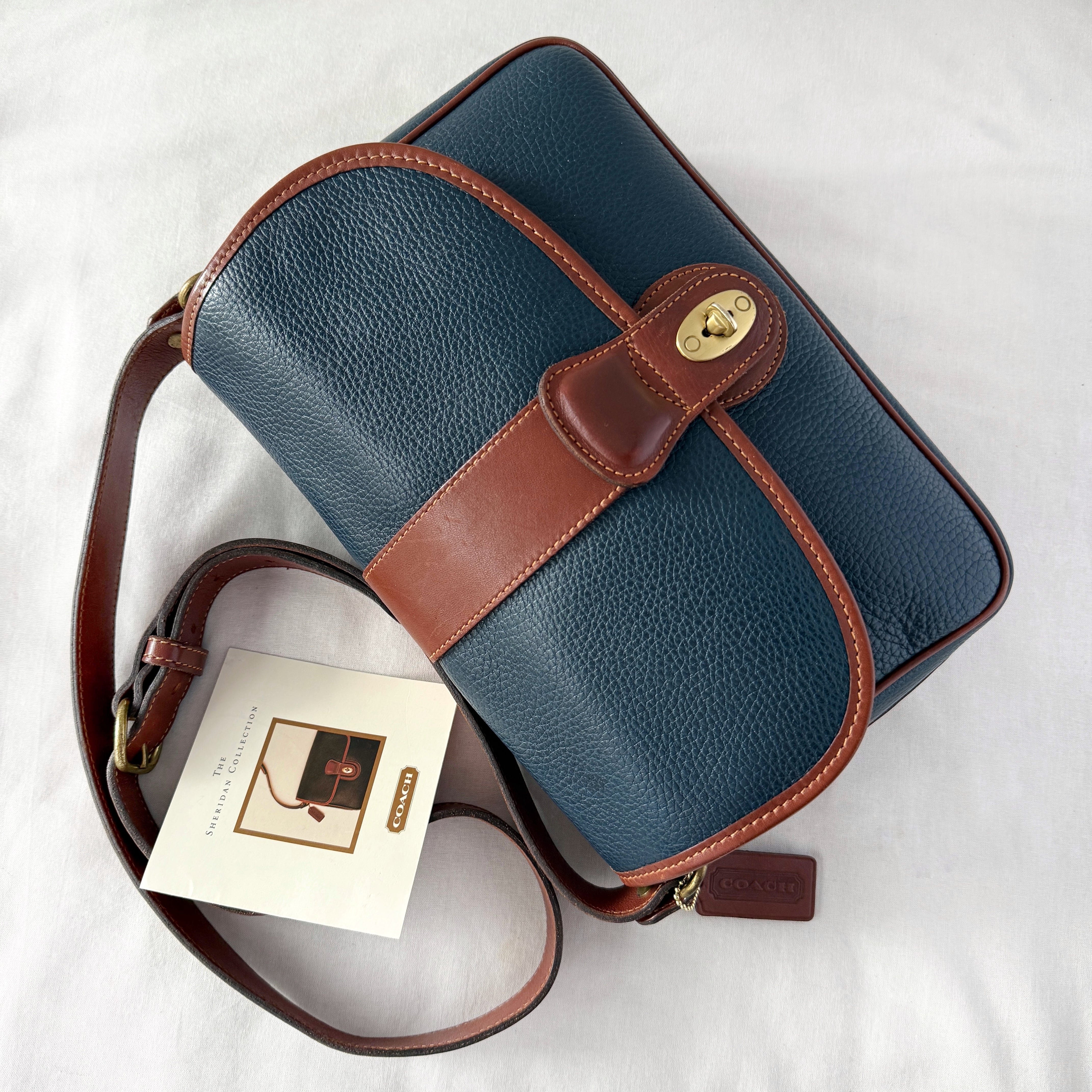 COACH オールドコーチ　シェリダンコレクション　ショルダーバッグ RARE VINTAGE COACH (OLD COACH オールドコーチ ショルダーバッグ) THE