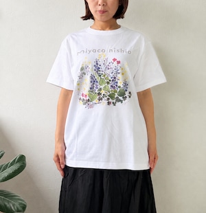 水彩画を着るTシャツ　「ハルジオンの頃」white