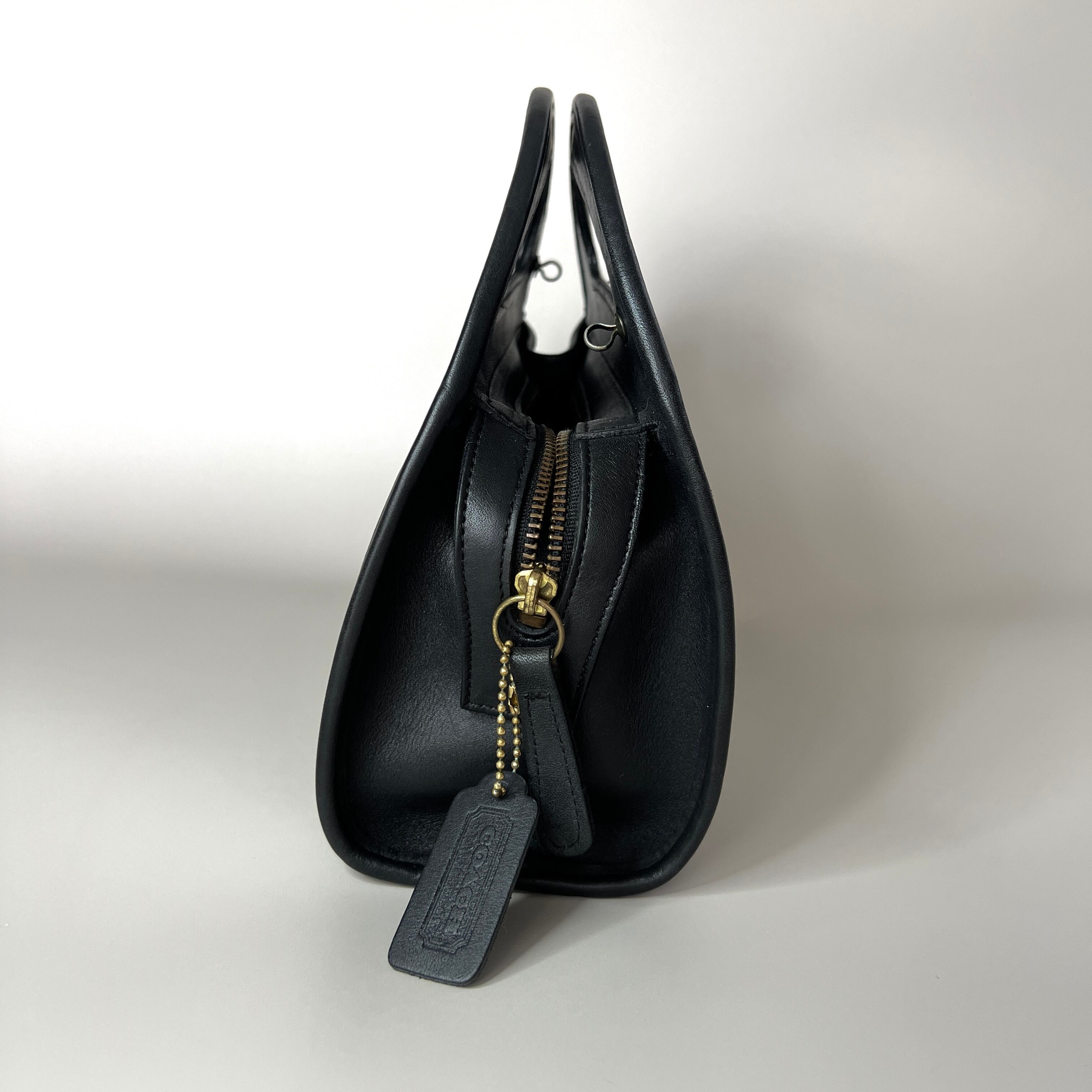 Vintage Coach №9942 CAROUSEL BAG 1994 Navy | ONE VINTAGE