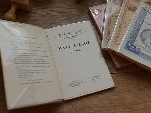 小さな古い本4 【MATT TALBOT】フレンチアンティーク