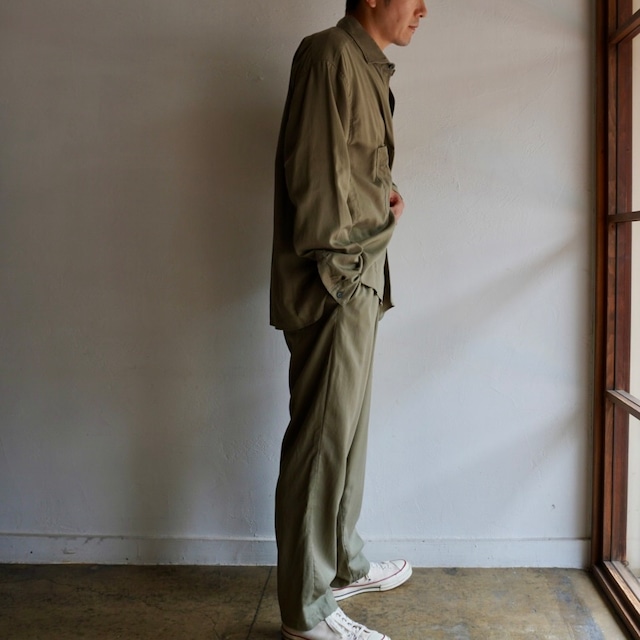 Slack easy pants khaki-beige