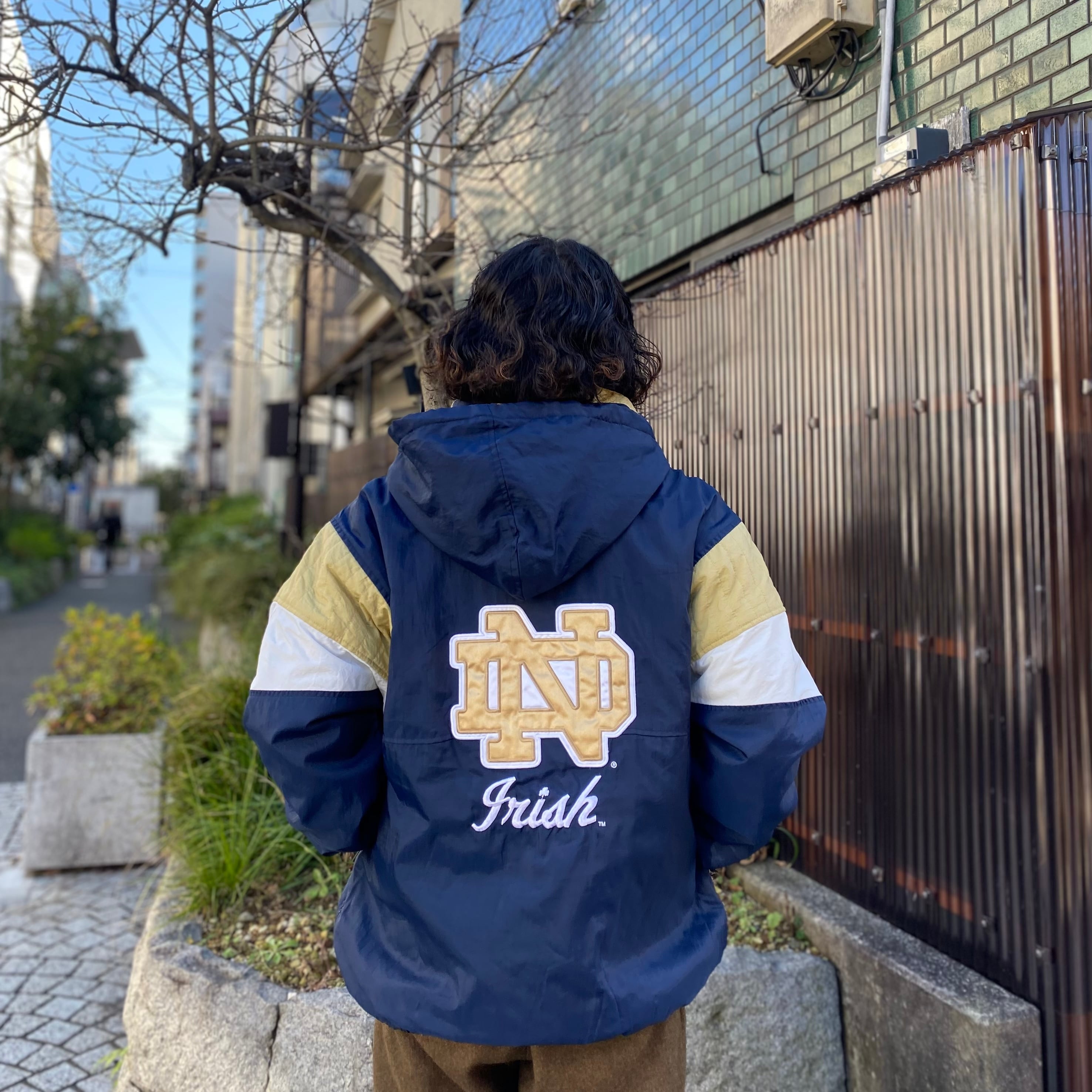 『L』NOTRE DOME FIGHTING IRISH ノートルダム大学 中綿ナイロンジャケット 中綿ナイロン ナイロンジャケット ハーフジップ  ネイビー 古着 古着屋 高円寺 ビンテージ