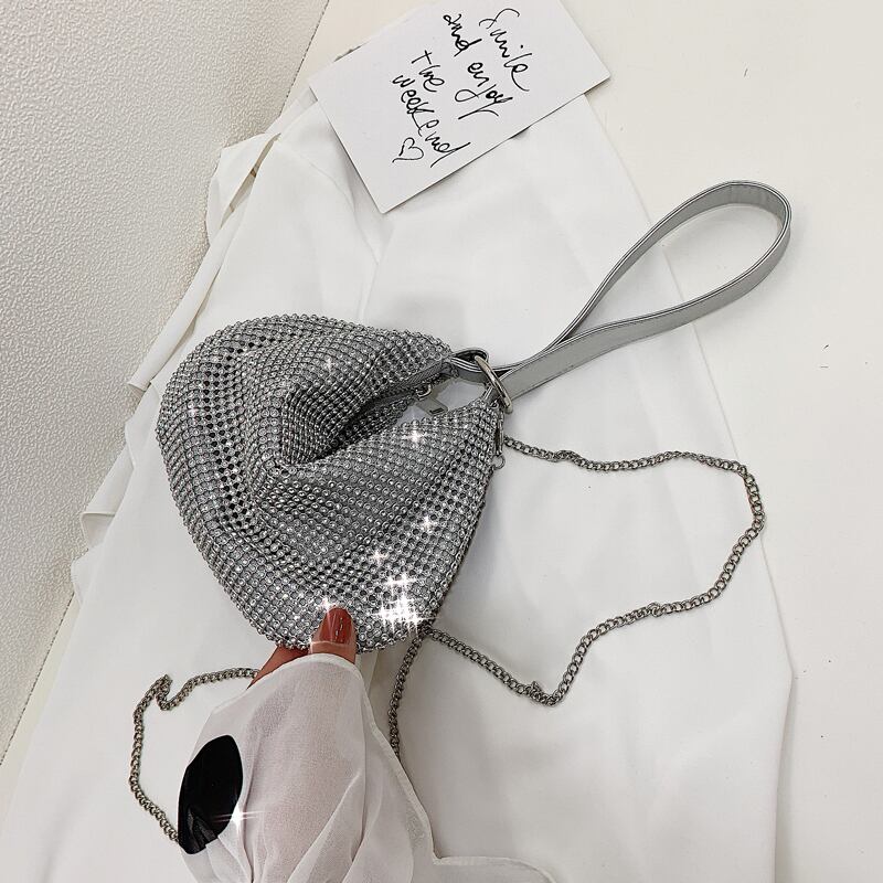 夏の新しい小さなバッグ、女性のバッグ、2020年の人気の新しい流行のファッションチェーンのユニークなメッセンジャーバッグパーソナライズされたハンドバッグ 手作りハンドバック75851548541