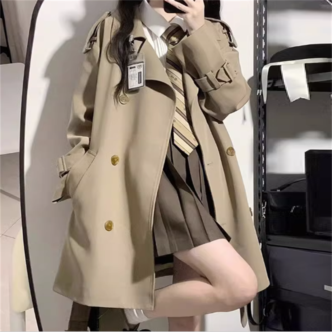 VALENTINO トレンチコート レインコート 撥水 46サイズ イタリア製 VALENTINO トレンチコート レインコート 撥水 46サイズ イタリア製