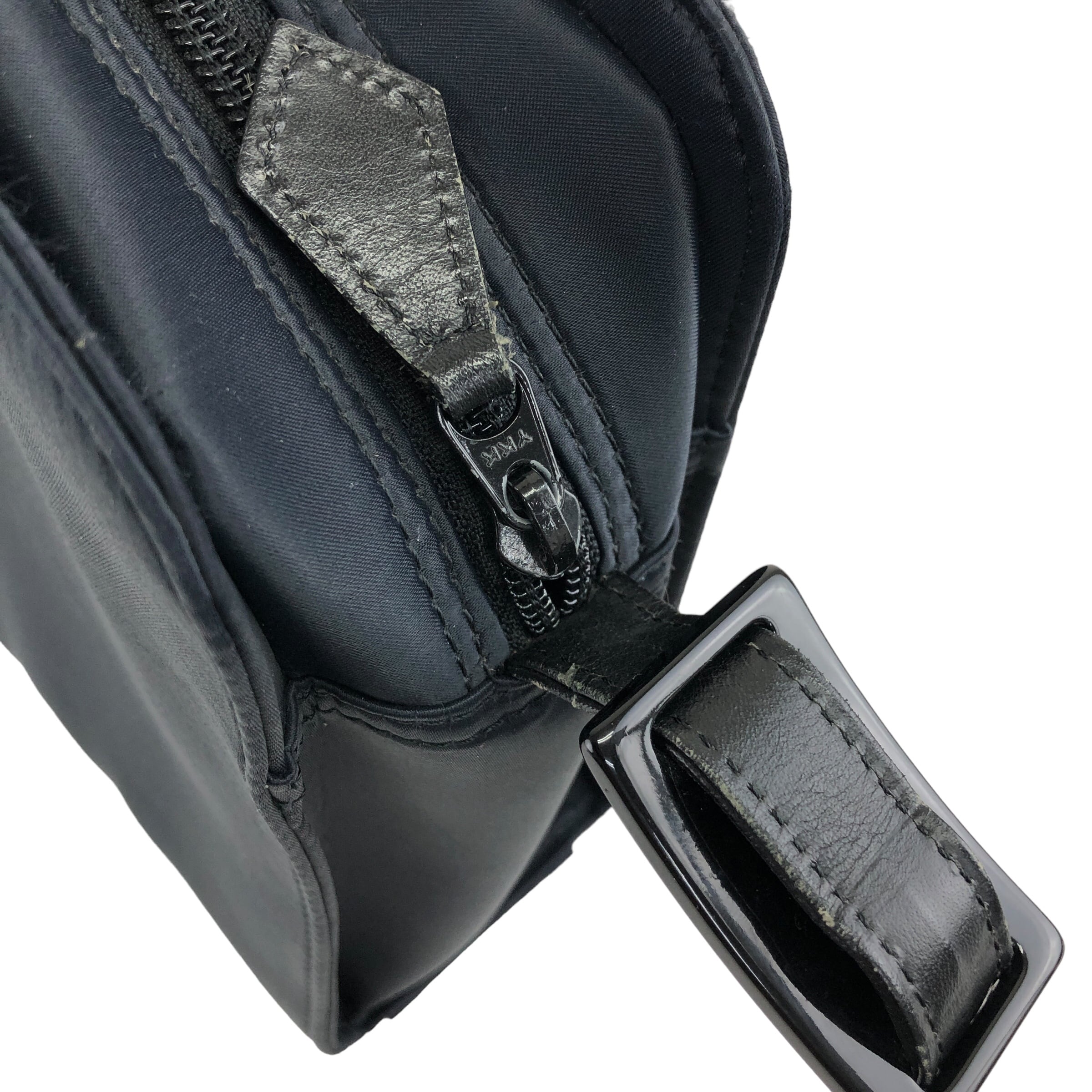 Yves Saint Laurent イヴ・サンローラン ショルダーバッグ ネイビー