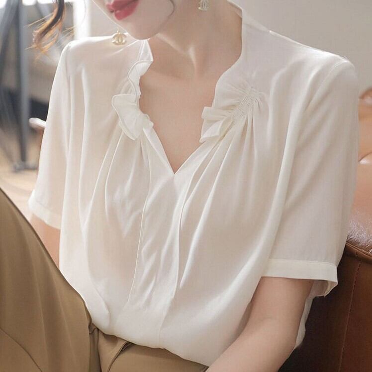 トップス レディース 送料無料 シャツ ブラウス 半袖 シフォン フリル かわいい 大人可愛い きれいめ 上品 エレガント 清楚 フェミニン おしゃれ お洒落 綺麗 お嬢様 おとな ナチュラル こなれ感 ラブリー キュート ガーリー レトロ ロマンチック 抜け感 主役級 存在感 無地 オフィス ビジネス OL 通勤 デート お出かけ 女子会 S M L XL ホワイト 白 夏 誕生日 記念日 食事会 20代 30代 40代 韓国 韓国系 着回し 普段使い ファッション モテ