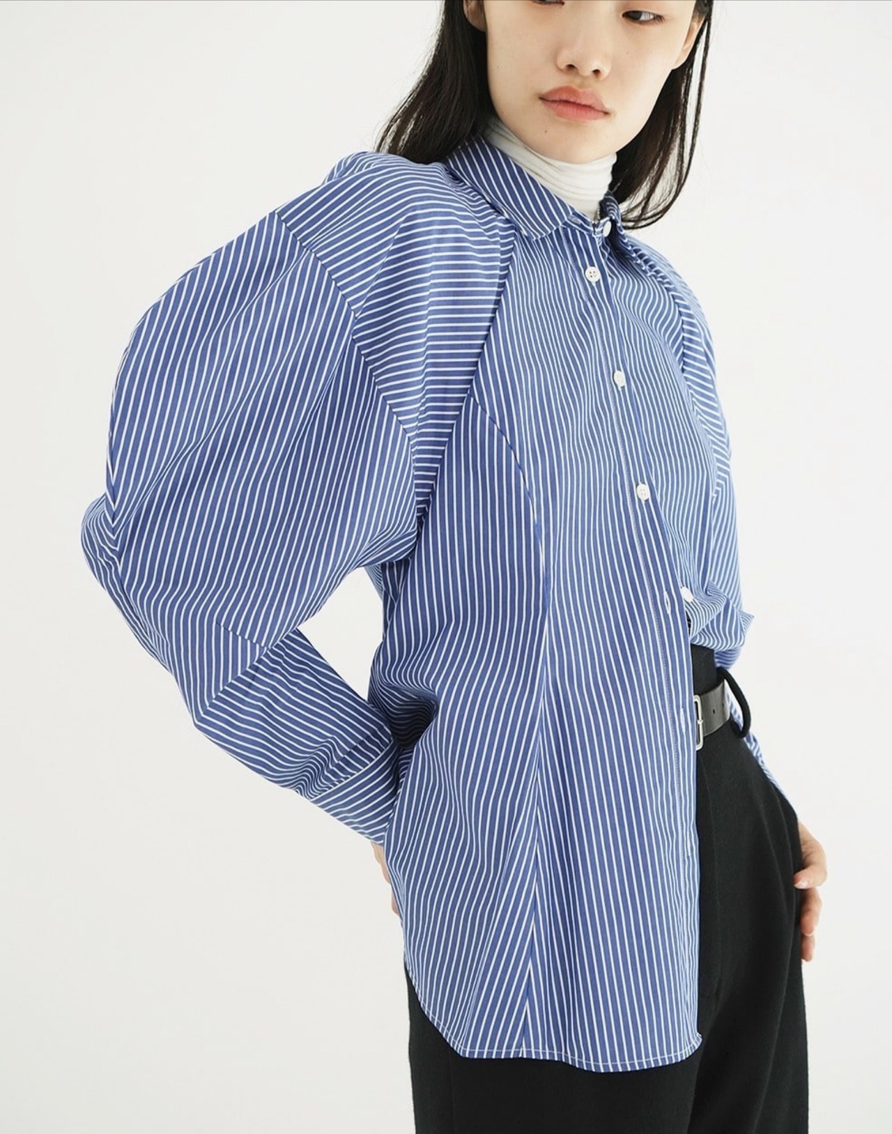CLANE VOLUME SLEEVE SHIRTS