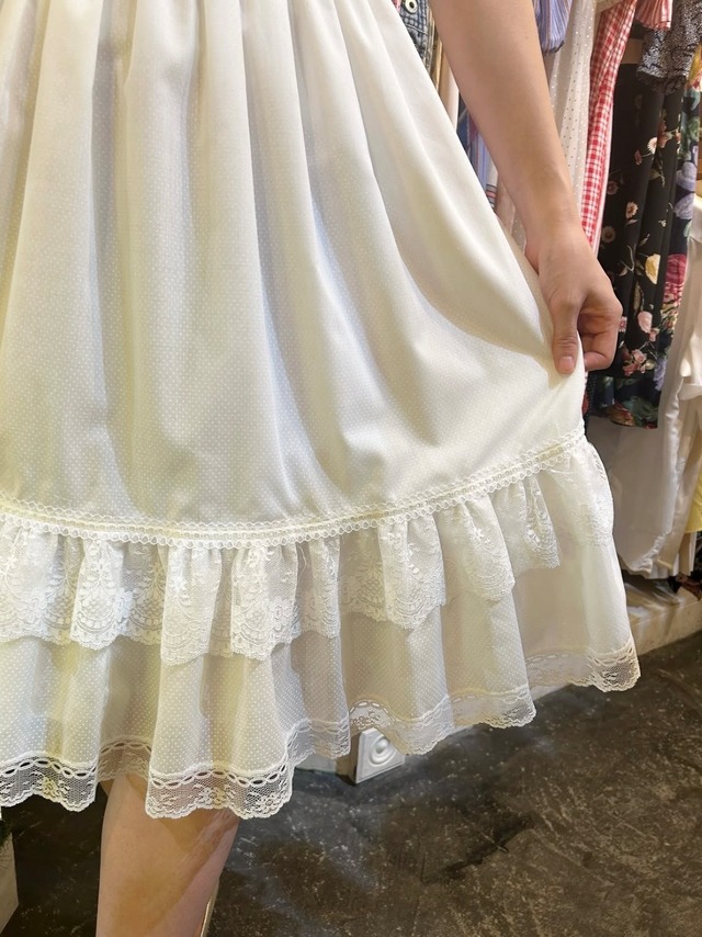 80's white lace& frill dress