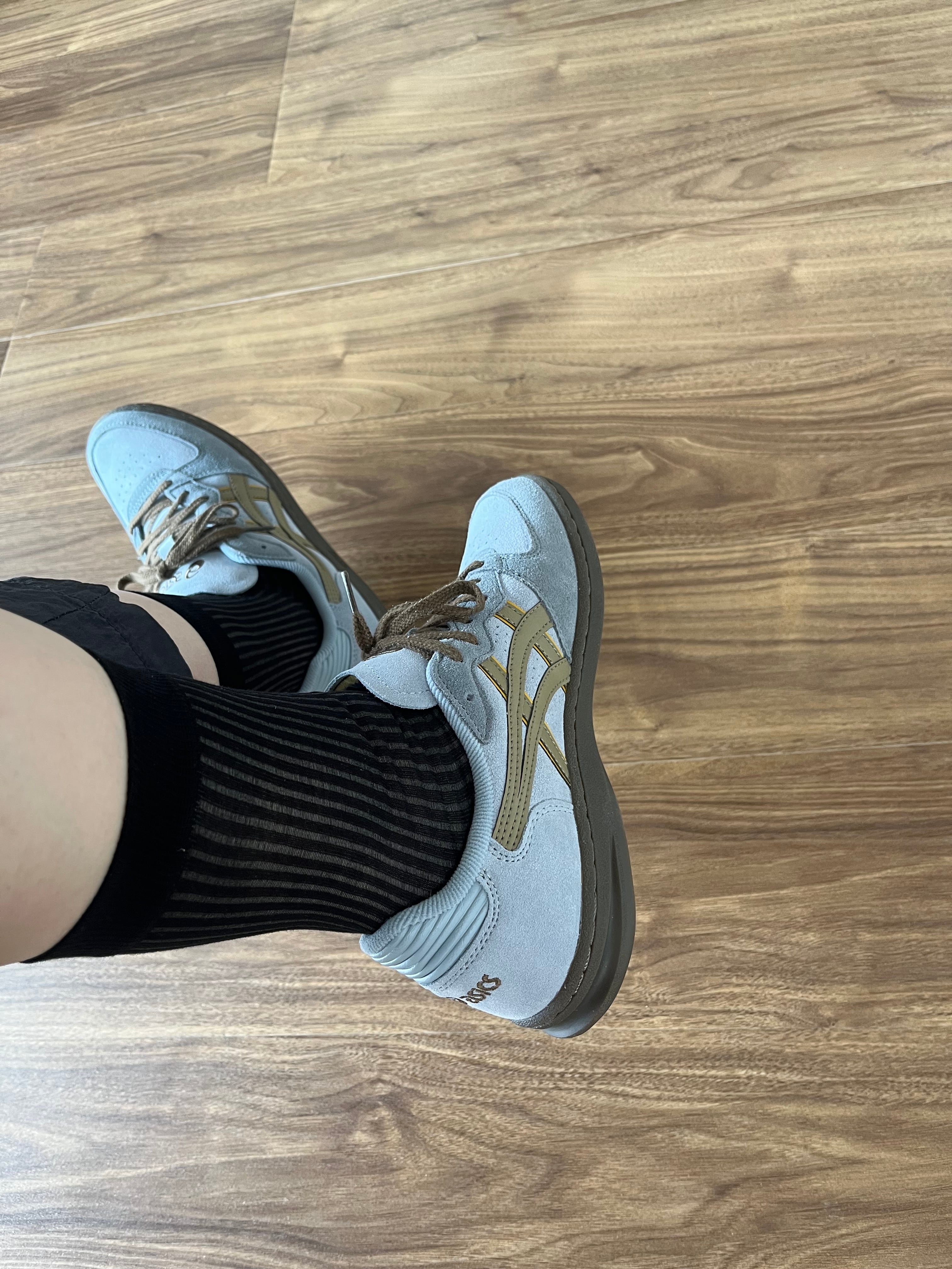 ASICS スパイクシューズ ホワイト　27.5cm 足育は0歳が勝負(保育士まみ) ①転びにくい子どもになる為に ②ベビー