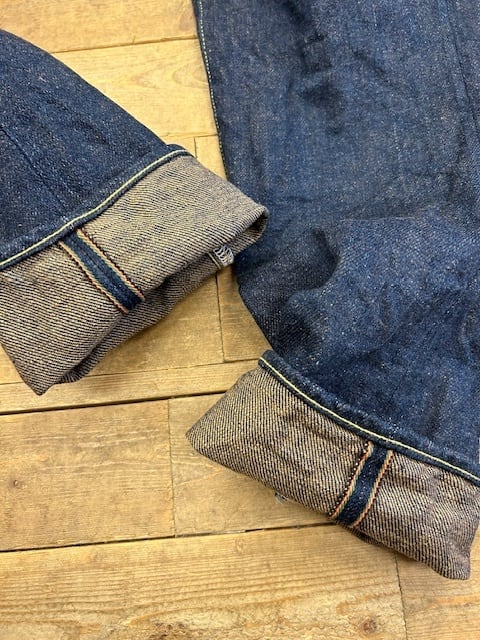 ONI DENIM(鬼デニム)20oz シークレット歌舞伎耳 ヨコイト柿渋色 ONI DENIM(鬼デニム)20oz シークレット歌舞伎耳 ヨコイト柿渋色