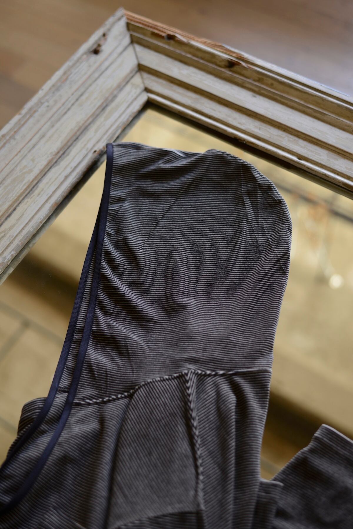 blackbird / hooded skipper long sleeve cutsewn (gray & brown mulch