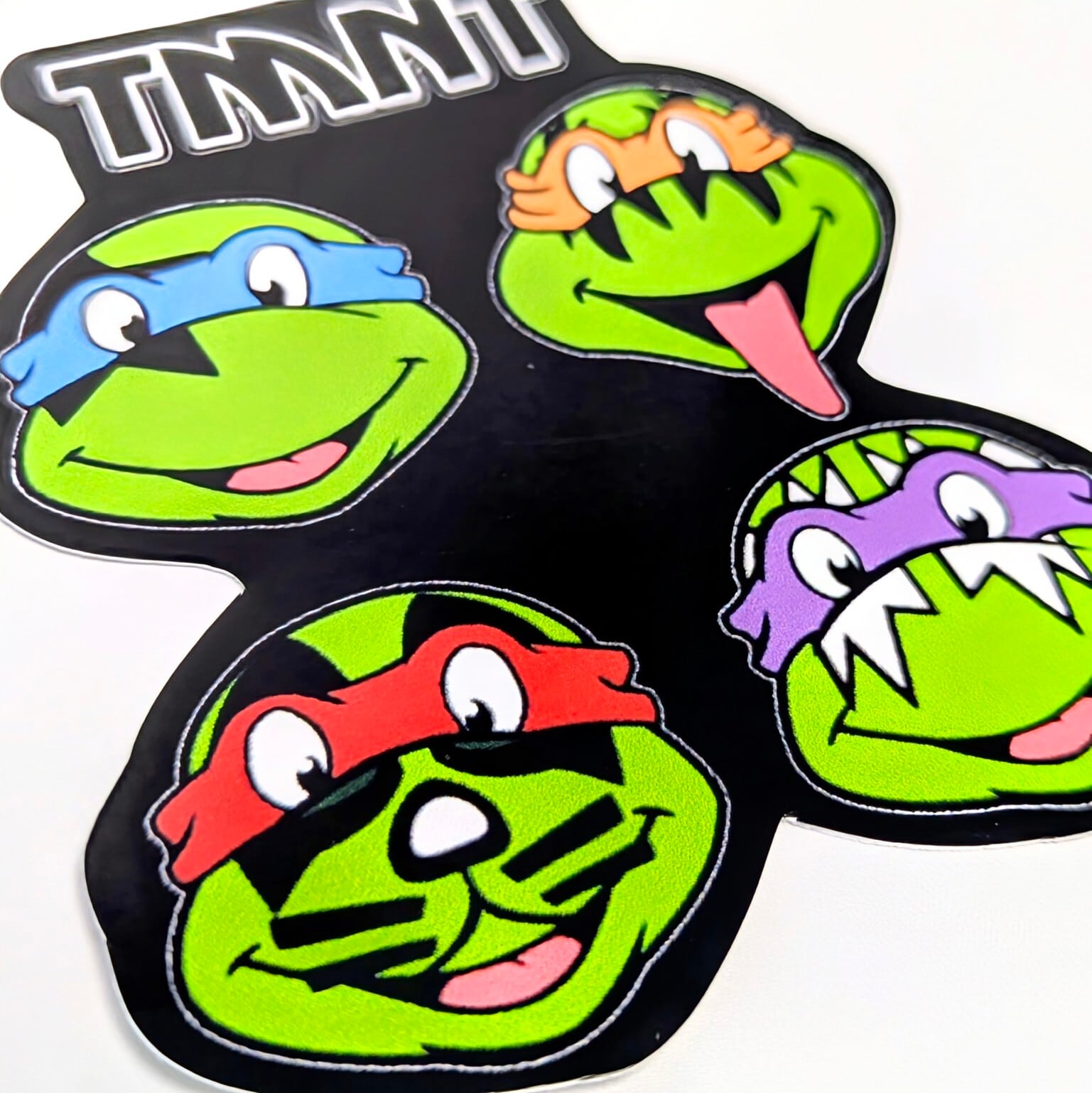 送料無料!!【 DIE-CUT STICKER / ダイカットステッカー】『 Teenage Mutant Ninja Turtles / タートルズ 』TMNT / KISS / ステッカー / シール 〚アメリカン雑貨 アメトイ〛