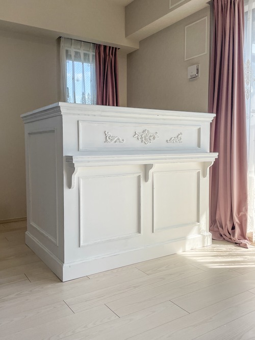 アンティーク調カウンターテーブル140 （ホワイト・店舗什器）W1300　店舗向け作業台兼受付カウンター