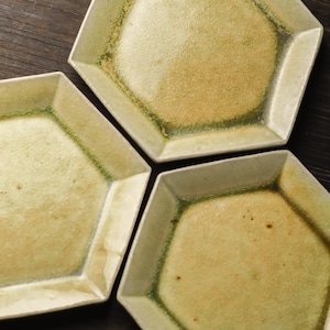 灰釉 六角皿 中（小皿 中皿 取皿）／阿部 恵里