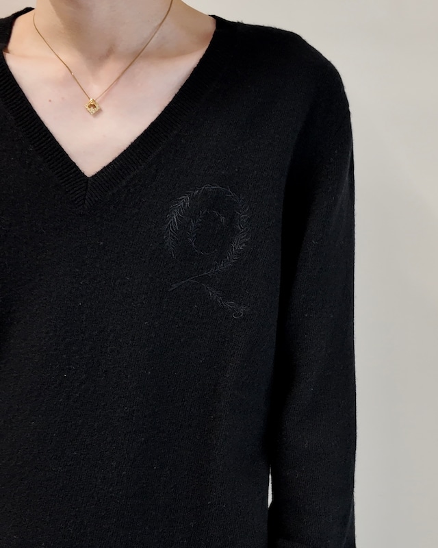 【ALEXANDER McQUEEN】logo v-neck knit