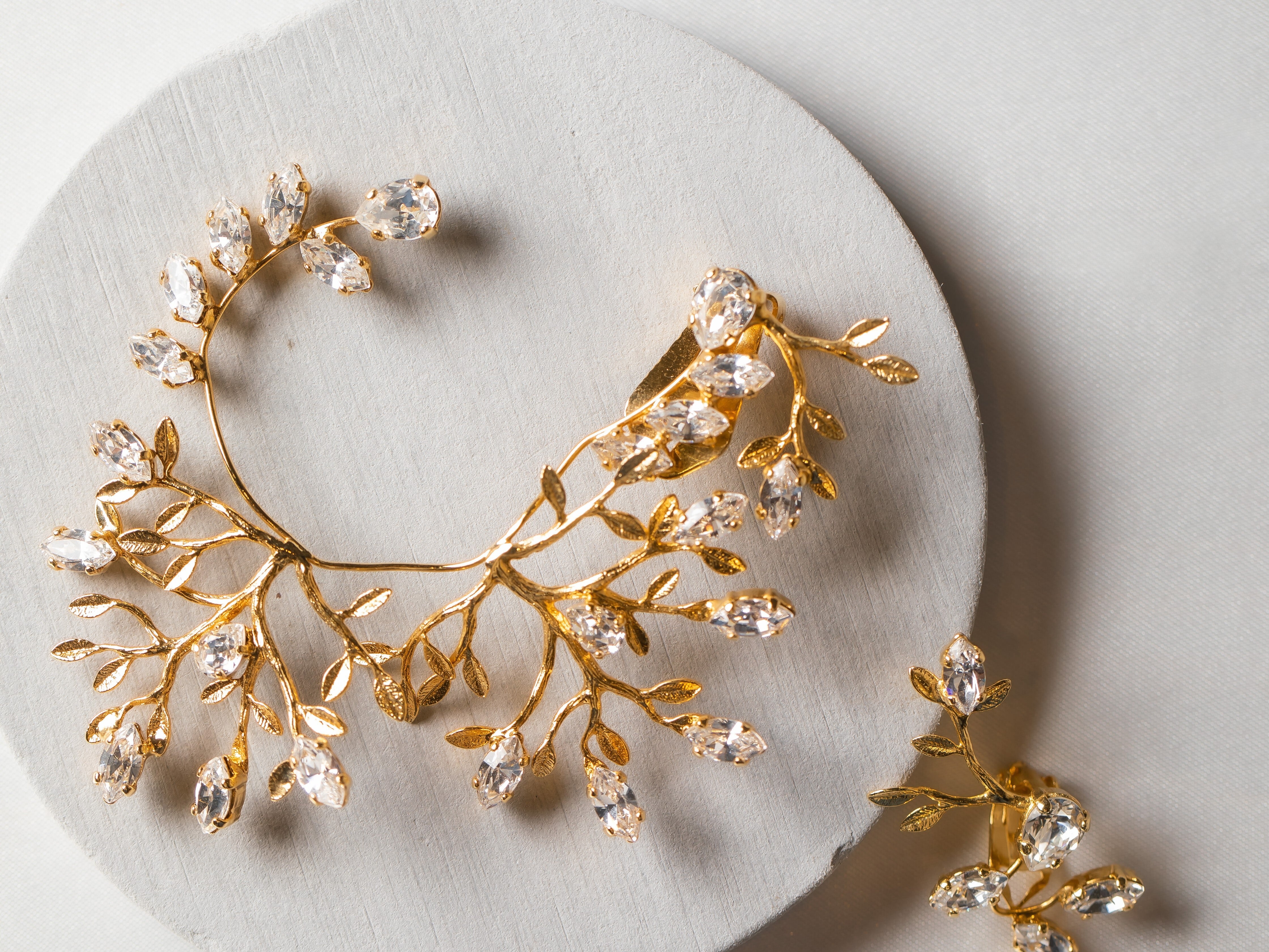 alessandra avallone アレサンドラ・アヴァロン イヤーカフ