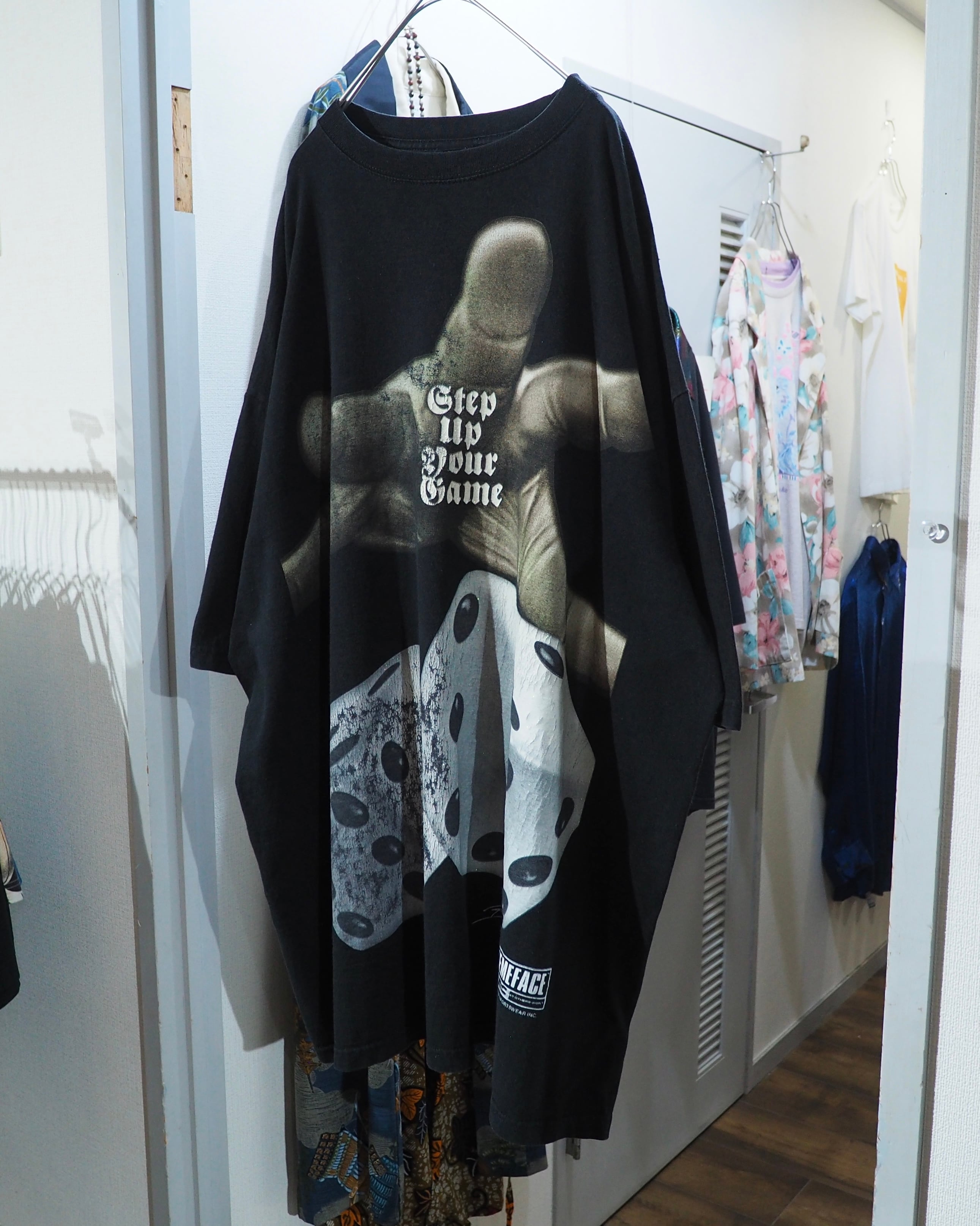 ” Craps - Hand throwing the Dice ” Graphic printed Over silhouette Tee