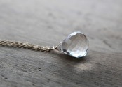 クォーツ<ドロップ・ブリオレットカット14mm>のネックレス(K14GF)