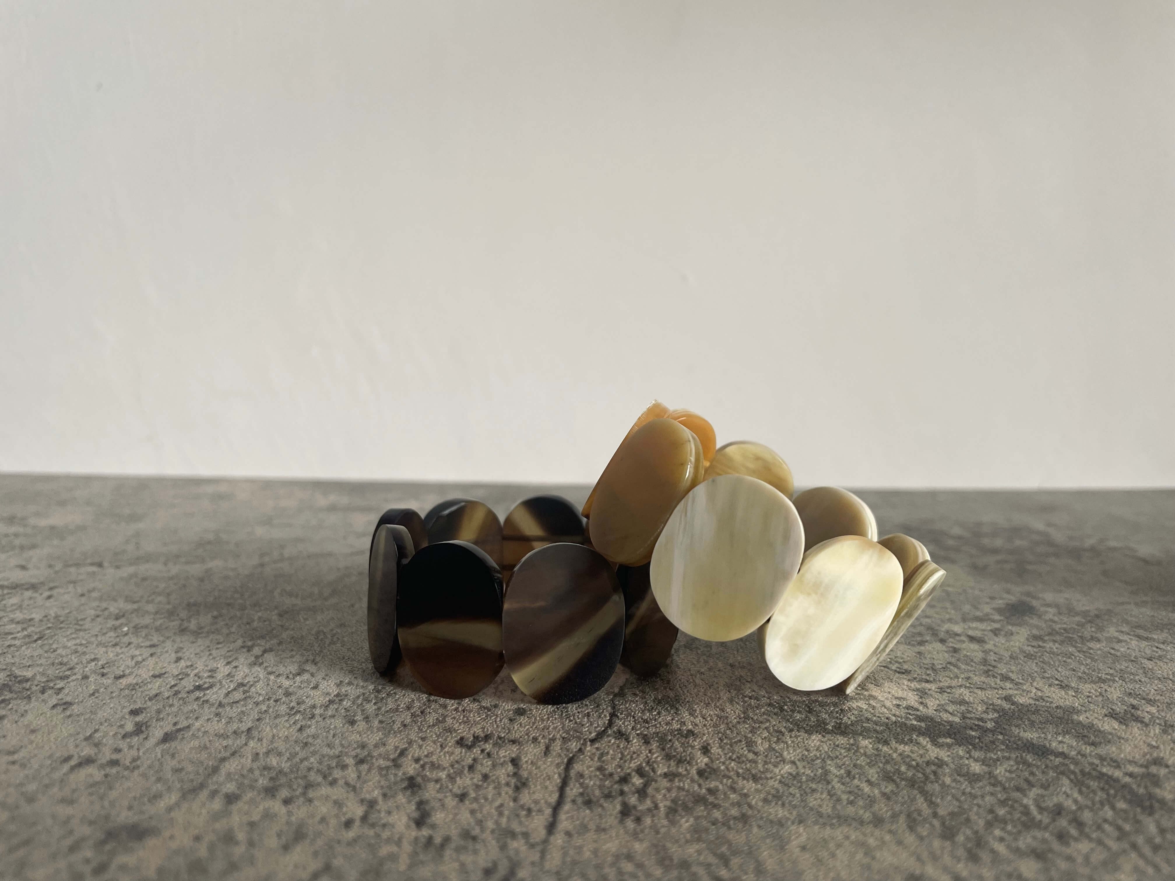 バッファローホーン バングル（スカラップ）