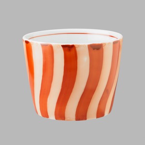 赤絵螺旋文(中)