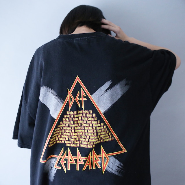 "DEF LEPPARD" XXL over silhouette front and back print tee