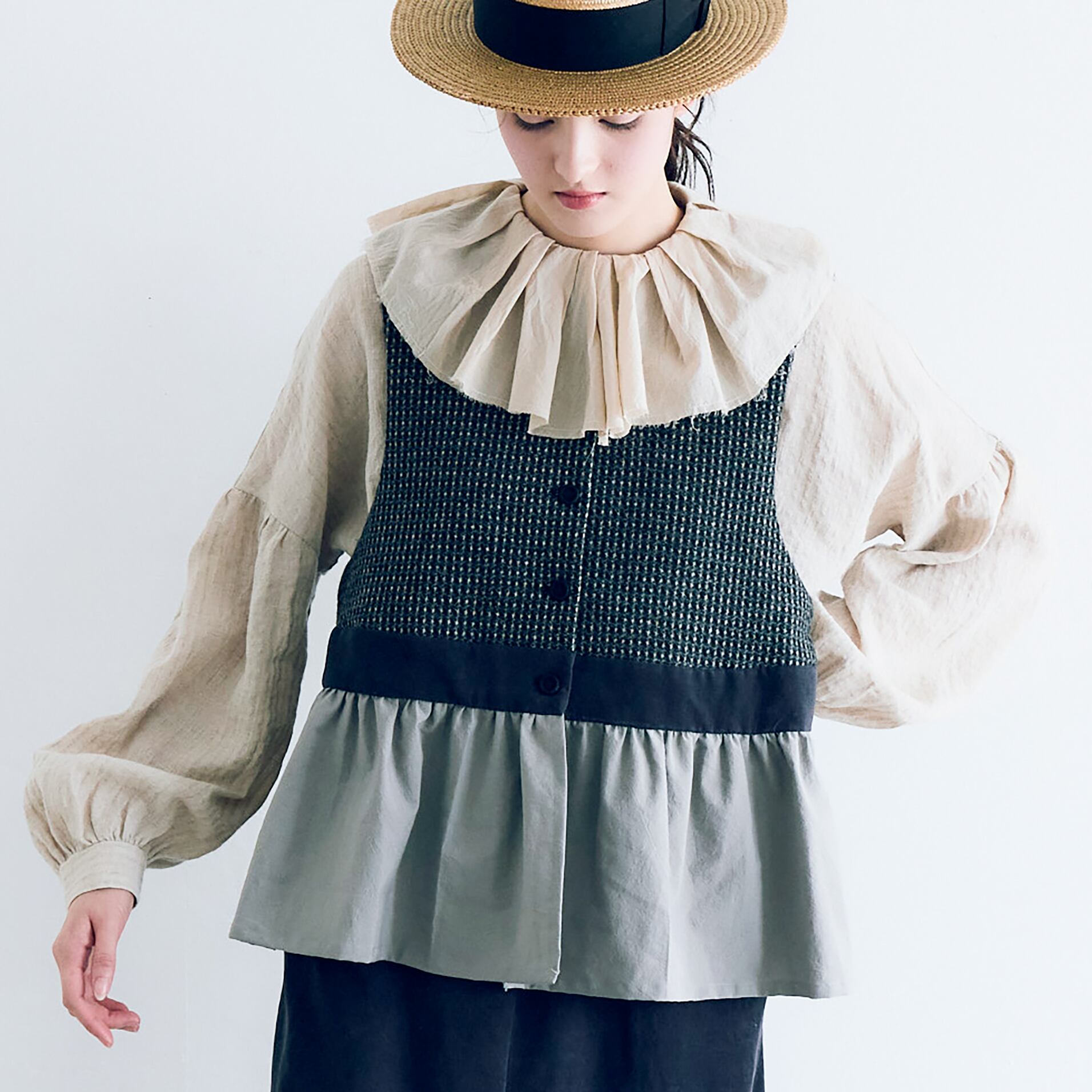 MAGALI ピンドットツイードヴィンテージジレグレイ | tenori