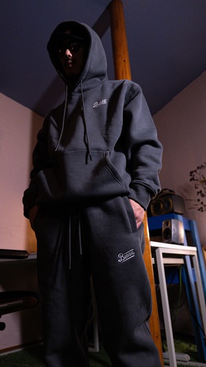 Logo Heavy Oz Sweat Pants [Shadow]