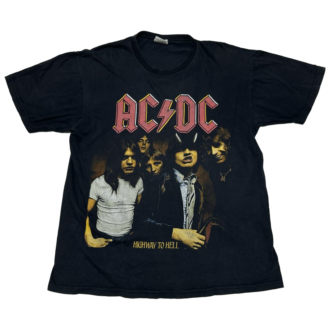 AC/DC Vintage T-shirt | KuwaKuwaT-shirts