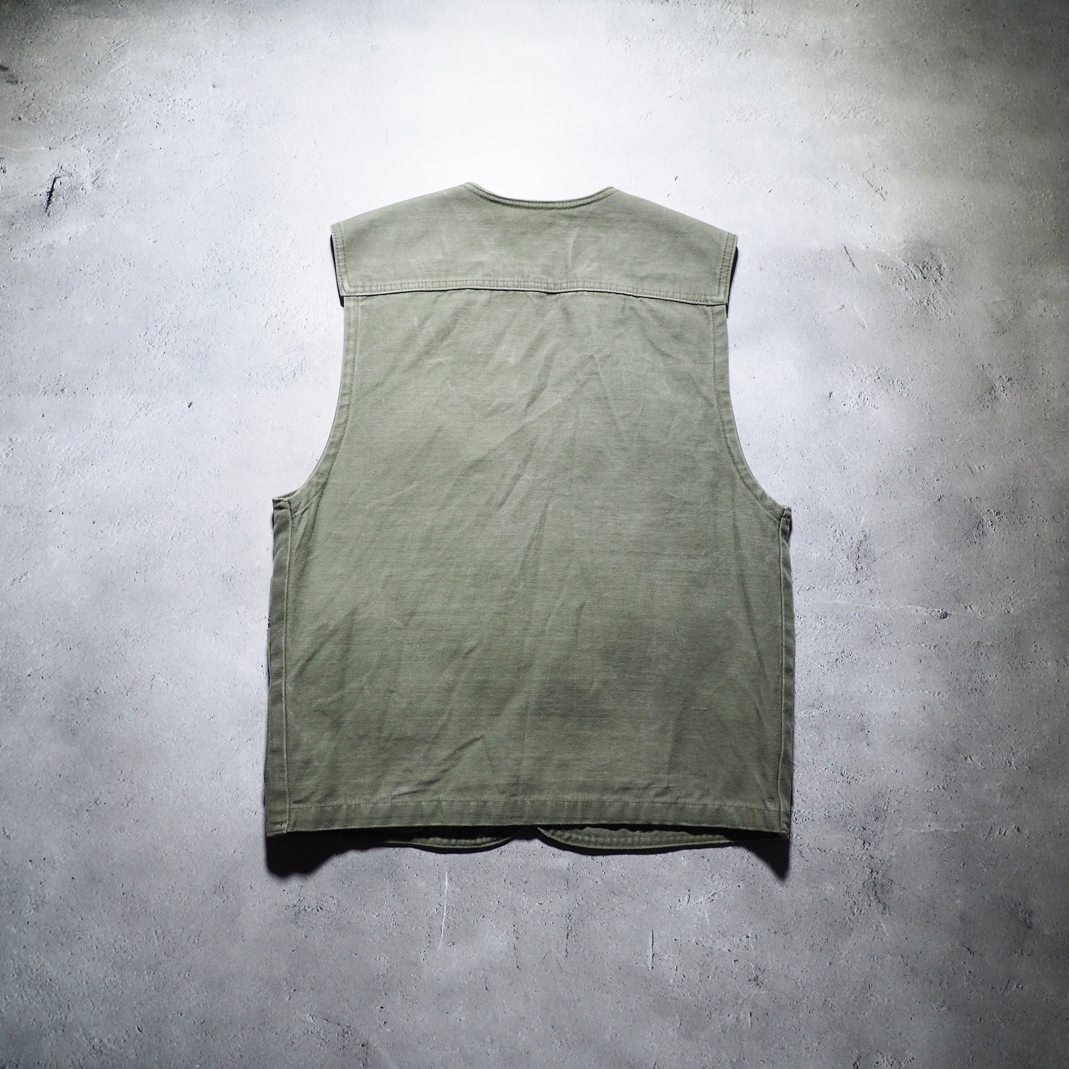 1990s Olive green color multi gimmick vintage vest