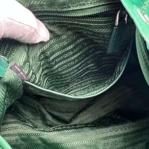 PRADA プラダ  三角ロゴ ナイロン リュック グリーン A-10014