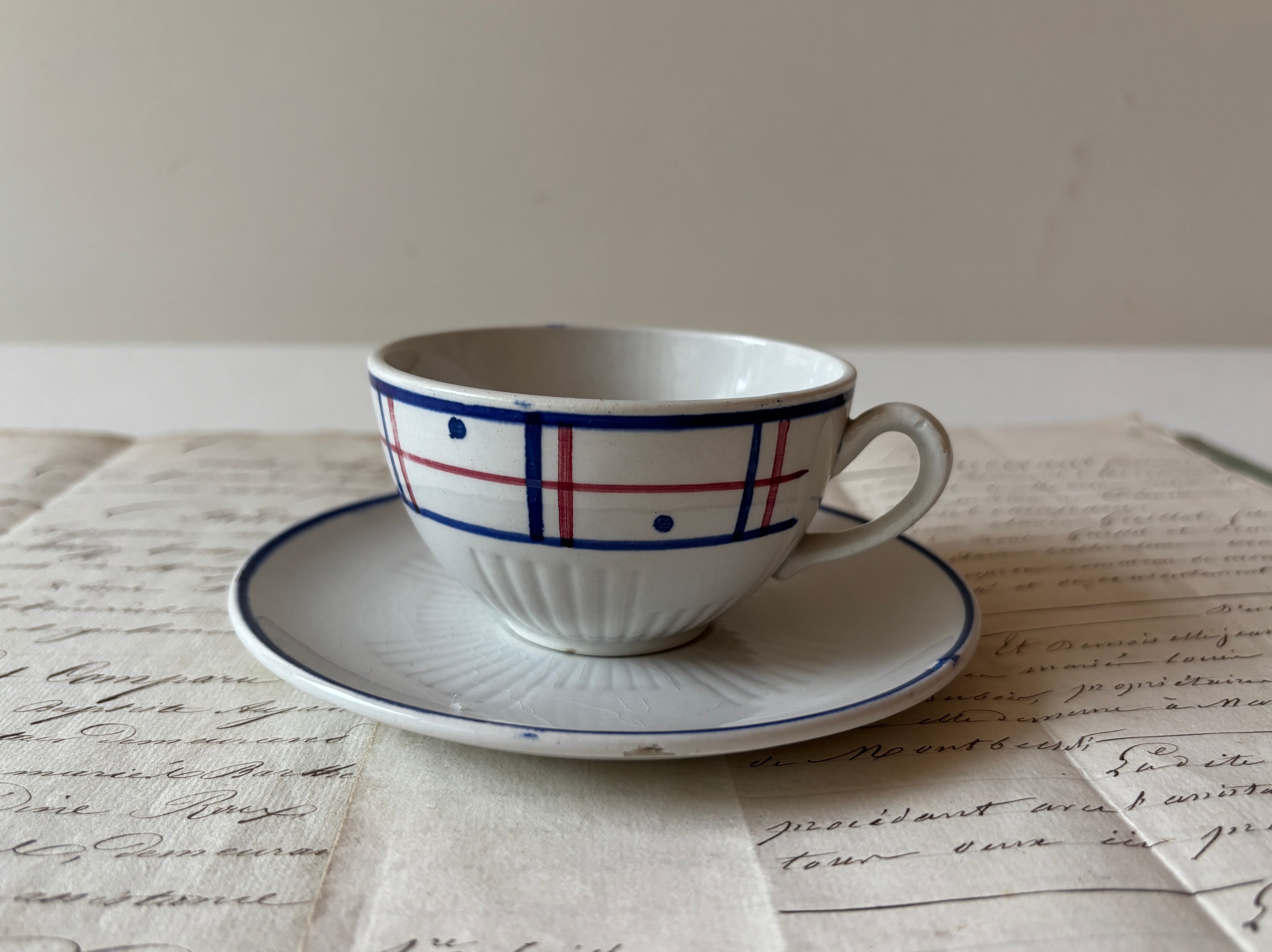 K&G LUNEVILLE (リュネヴィル) / バスク柄の小ぶりのカップ&ソーサーset