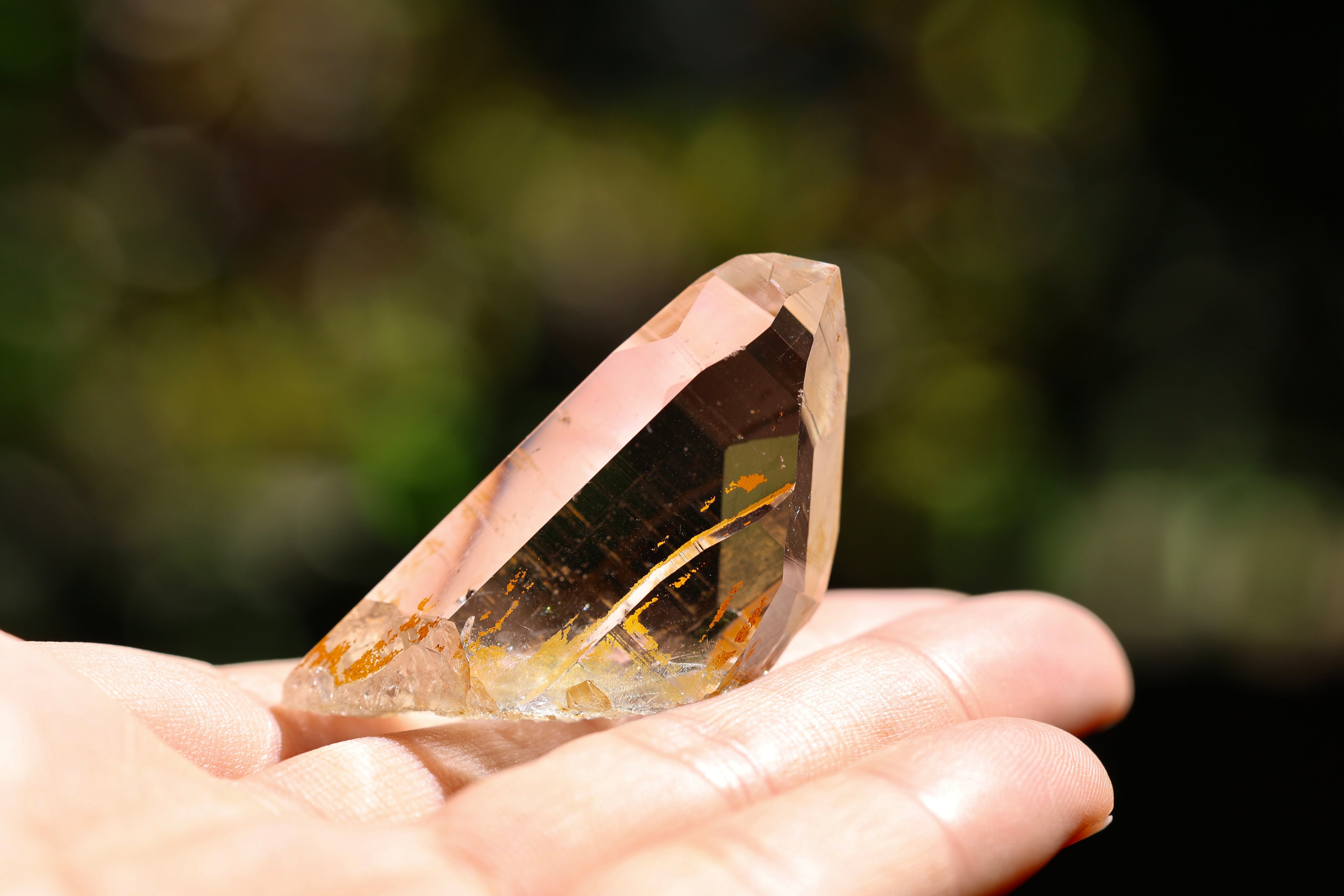ヒマラヤ水晶 ガネーシュヒマール産 | 石垣島の夜光貝アクセサリーと