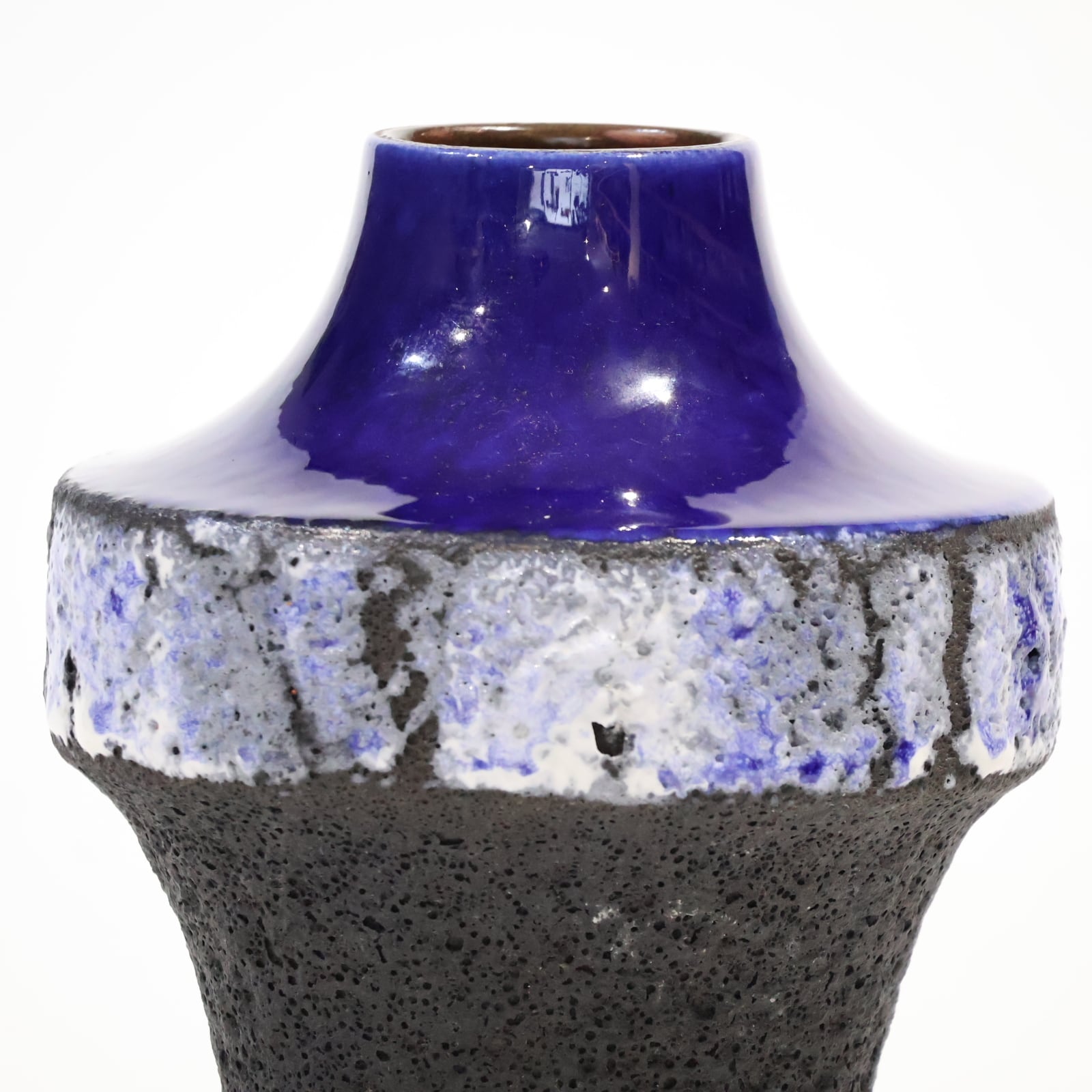 Carstens-- Malmö 16.9cm | Fat Lava & German Art Pottery