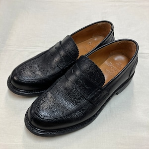 Berwick Black Grain Leather Loafers "Dainite Sole"《8E》