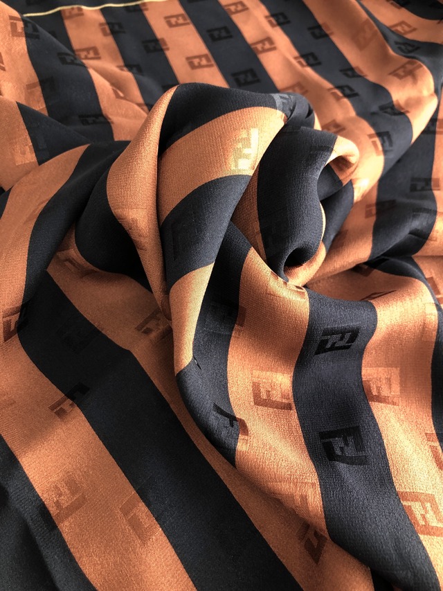 FENDI フェンディ ペカン スカーフ ブラウン ブラック vintage ヴィンテージ オールド z3356g