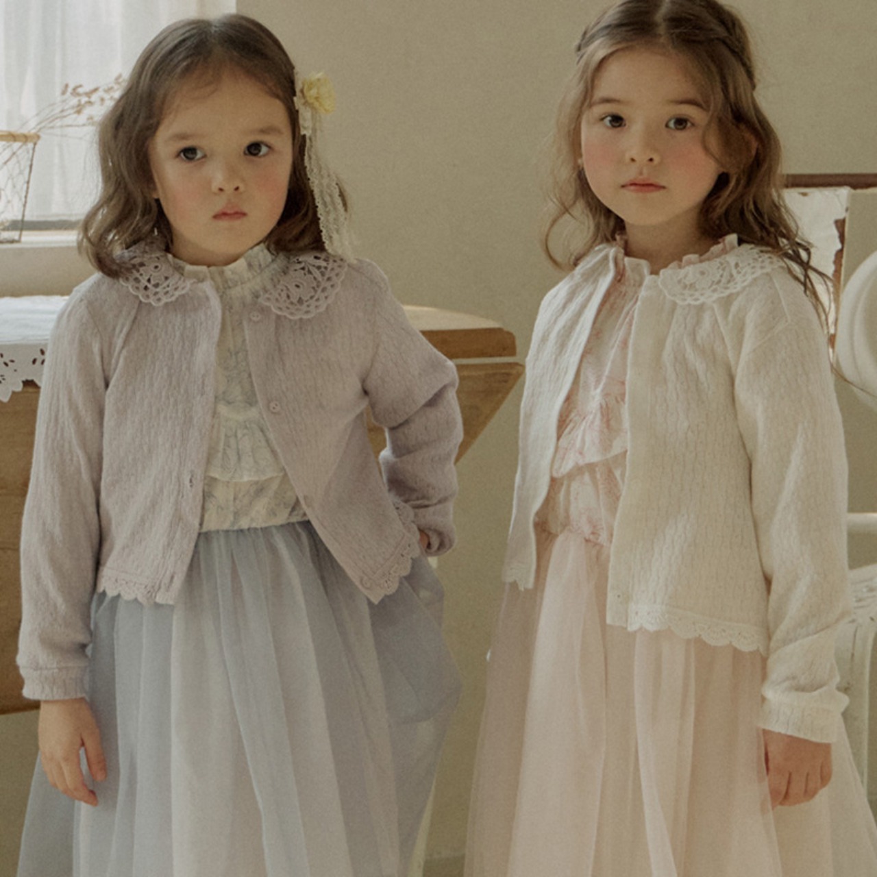 秋レース襟ニットカーディガン